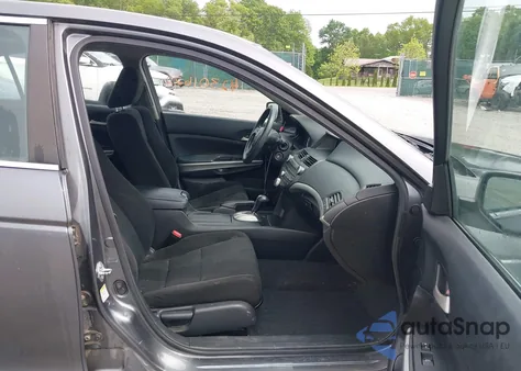 2010 Honda Accord 2.4 Ex from USA, damaged, VIN 1HGCP2F7XAA165575